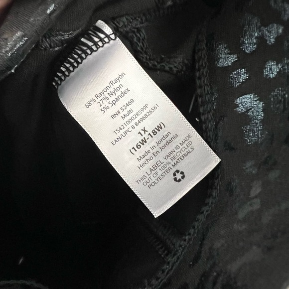 Terra & Sky Coated Leopard Print Pull On Skinny Pants Size 1X - Picture 3 of 7